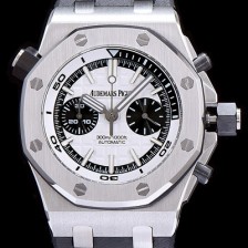 레플리카 [오데마피게] 남성용 로얄오크 오프쇼어 크로노그래프 화이트 다이얼 오토매틱 무브먼트 AUD0400  