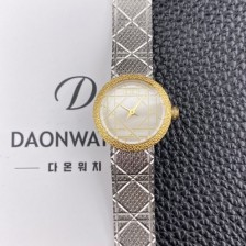 레플리카 
[디올] 여성용 라디드 사틴 25mm 쿼츠 무브먼트 화이트 자게 다이얼 dio1004  