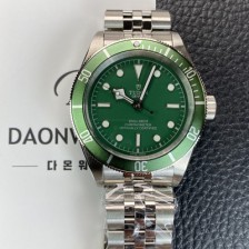 레플리카 [튜더] 남성용 블랙베이 피프티에이트 41mm 오토매틱 2824무브먼트 그린 다이얼 tud5131  