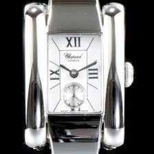 레플리카 [쇼파드] 여성용 라 스트라다 스위스 쿼츠 화이트 베젤 실버다이얼 CHO0413  