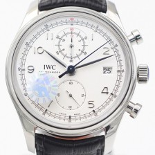 레플리카 [아이더블유씨] 남성용 포르투기즈 IW390303 크로노그래프 클래식 에디션!! 스몰 해킹 세컨즈 화이트 다이얼 오토매틱 무브먼트 IWC0101  