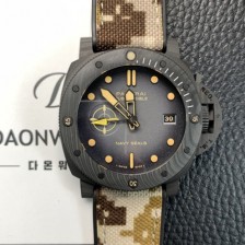 레플리카 [파네라이] 남성용 서브머시블 콰란타콰트로 루나로사 PAM01513 GMT 네이비씰 카보테크 44mm 오토매틱 Cal P. 900타입 그레이 다이얼 pan5235  