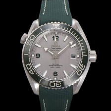 레플리카 [오메가] 남성용 씨마스터 신제품 215.32.44.21.06.001 플래닛 오션 600m 코-액시얼 마스터 크로노미터 43.5mm 오토매틱 Cal.8900 타입 우레탄줄 그레이 다이얼 omg20251  