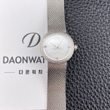 레플리카 
[디올] 여성용 라디드 사틴 25mm 쿼츠 무브먼트 화이트 자게 다이얼 dio1010  